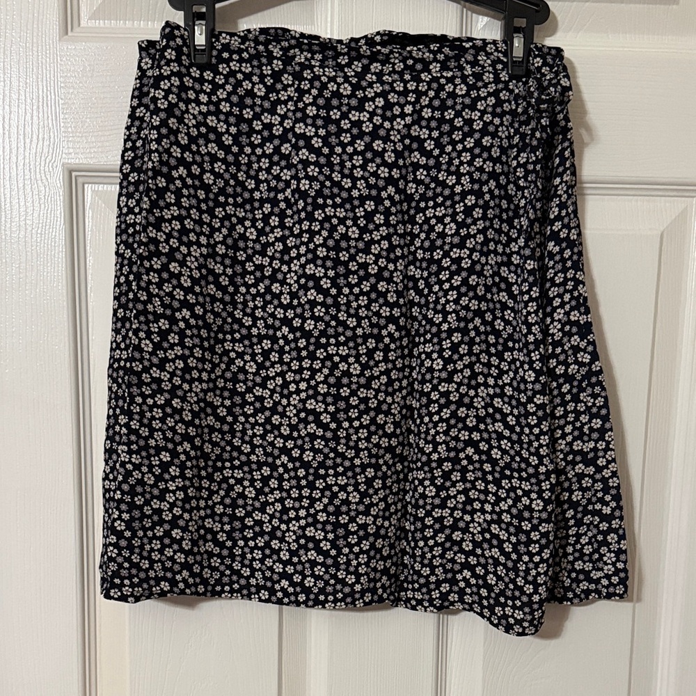 Floral Black and White Women's Wrap Skirt